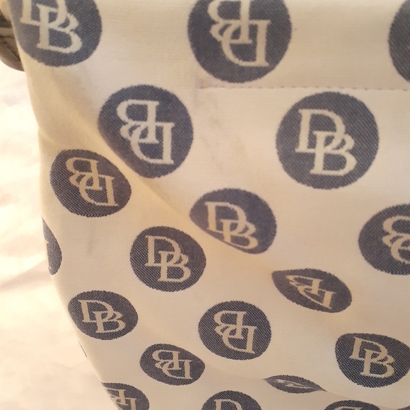 Dooney and Bourke - Picture 11 of 11
